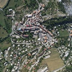 Flugwegposition um 13:31:11: Aufgenommen in der Nähe von Département Alpes-de-Haute-Provence, Frankreich in 2703 Meter